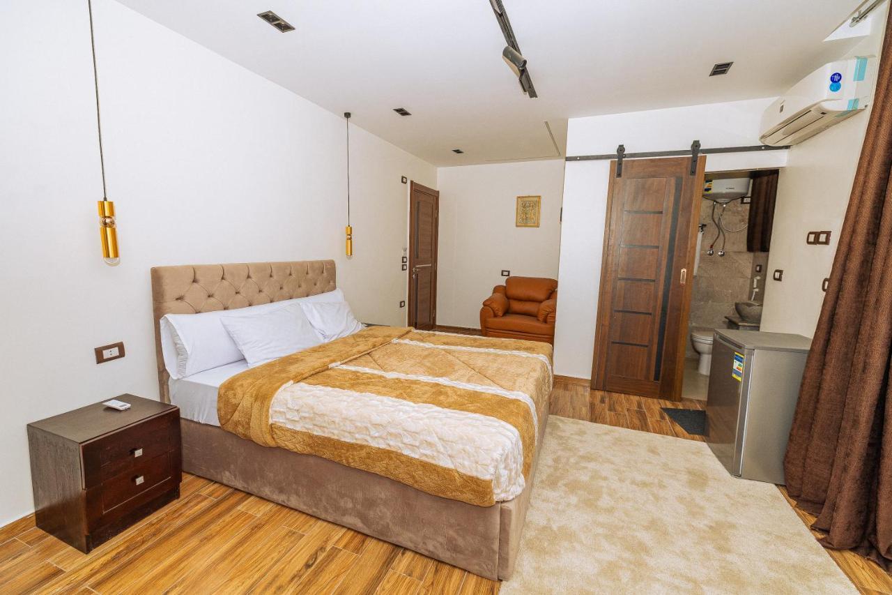 White Pyramids Inn Nazlet el Simman Экстерьер фото