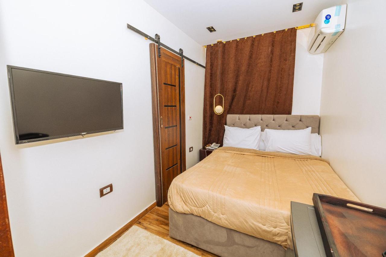 White Pyramids Inn Nazlet el Simman Экстерьер фото