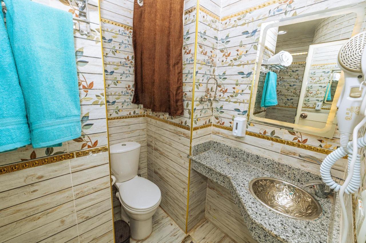 White Pyramids Inn Nazlet el Simman Экстерьер фото