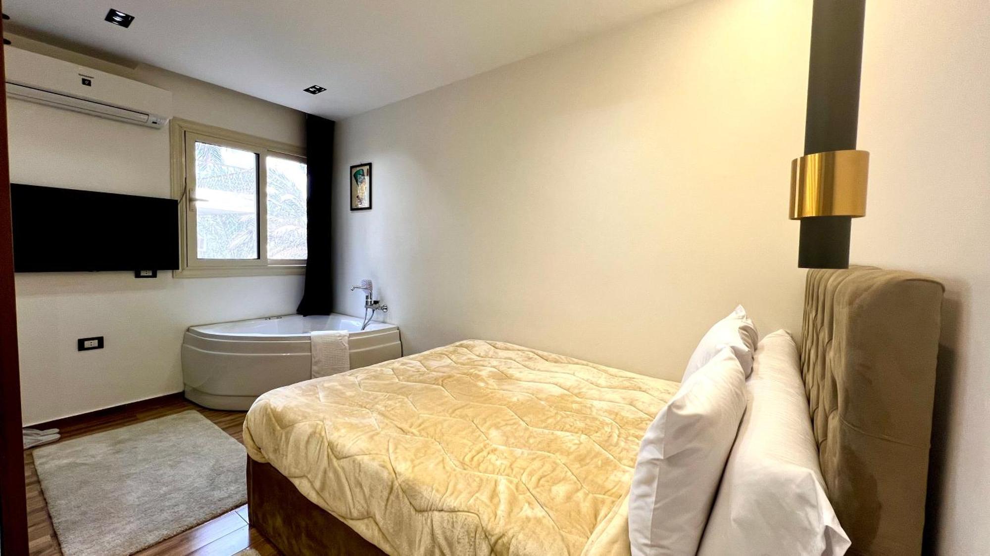 White Pyramids Inn Nazlet el Simman Экстерьер фото
