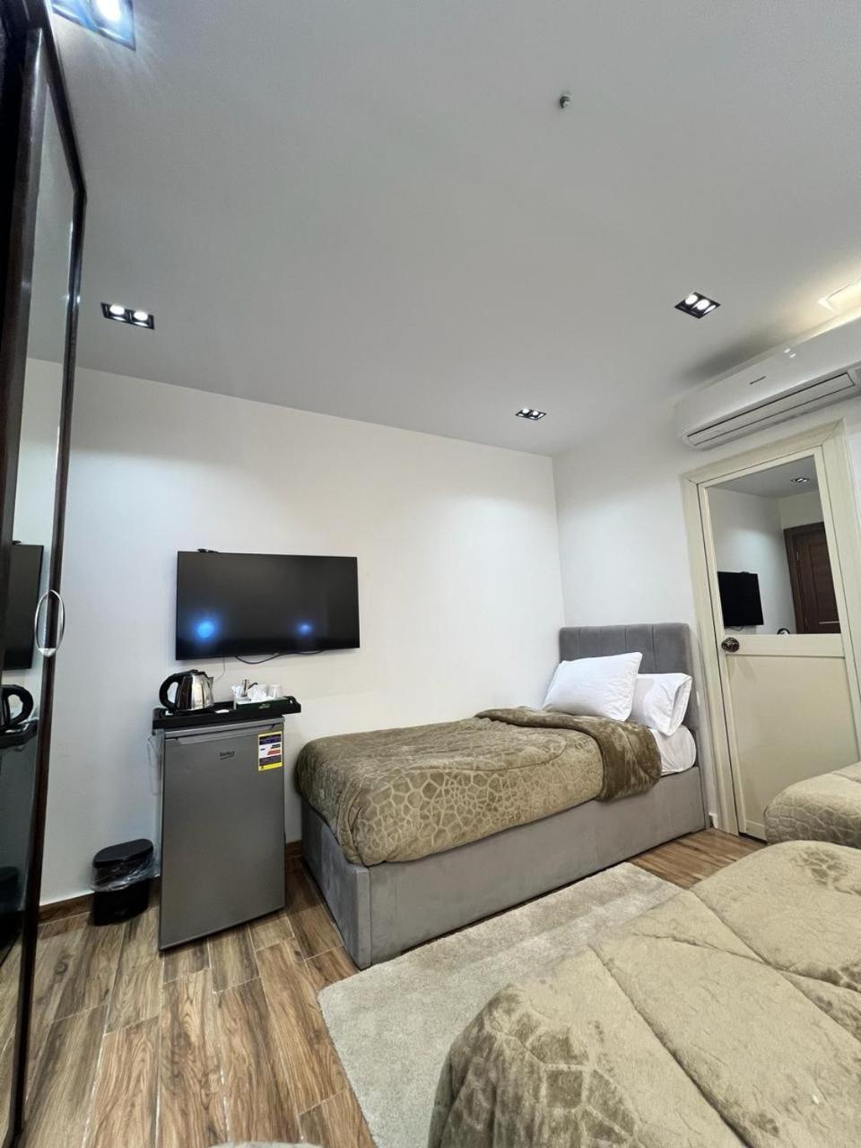 White Pyramids Inn Nazlet el Simman Экстерьер фото