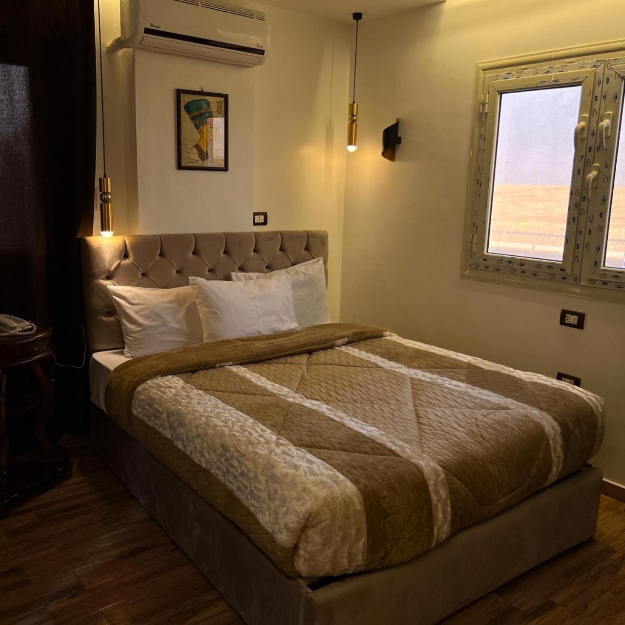 White Pyramids Inn Nazlet el Simman Экстерьер фото