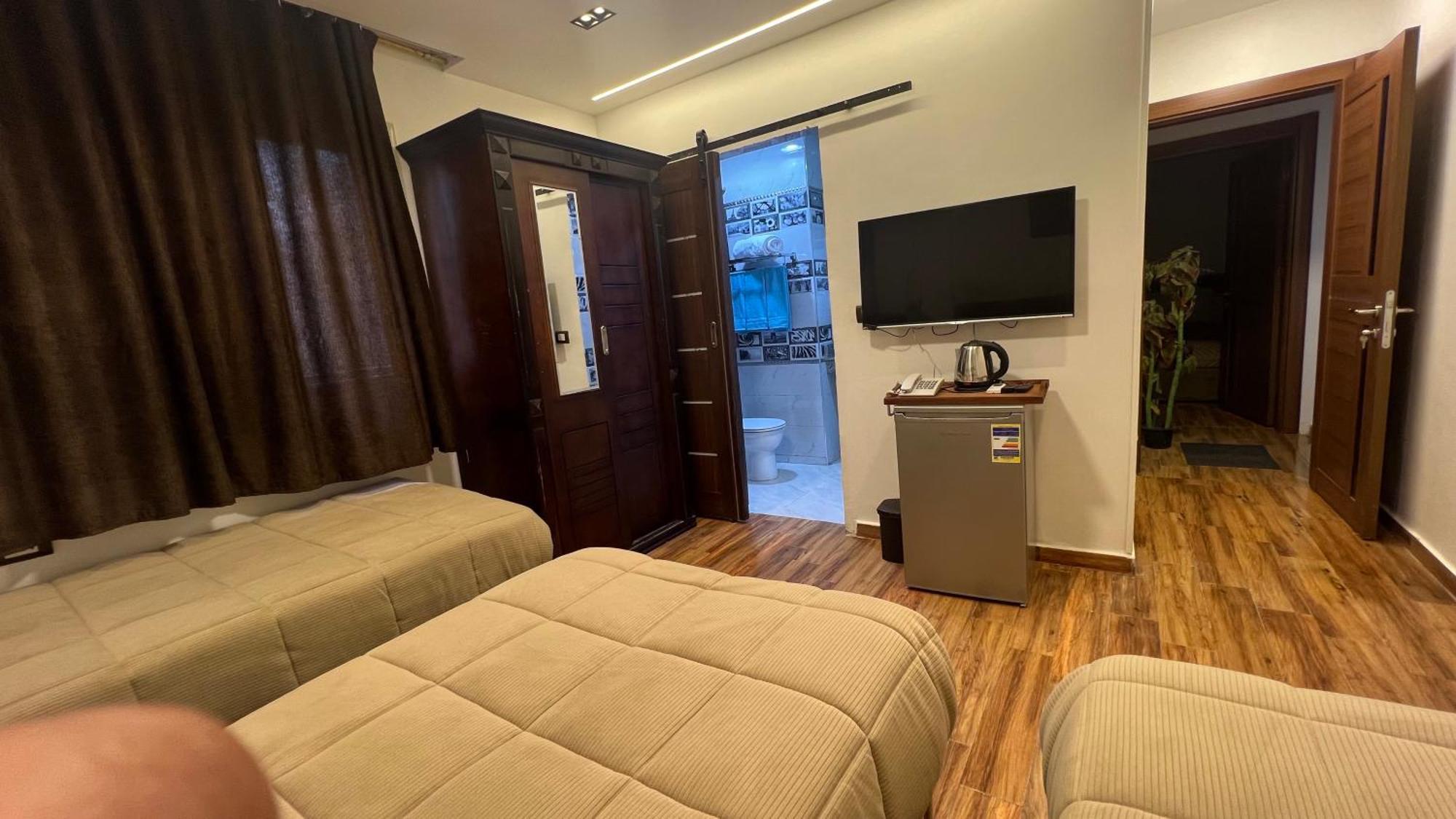White Pyramids Inn Nazlet el Simman Экстерьер фото