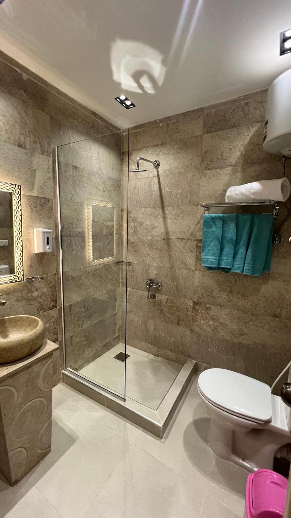 White Pyramids Inn Nazlet el Simman Экстерьер фото