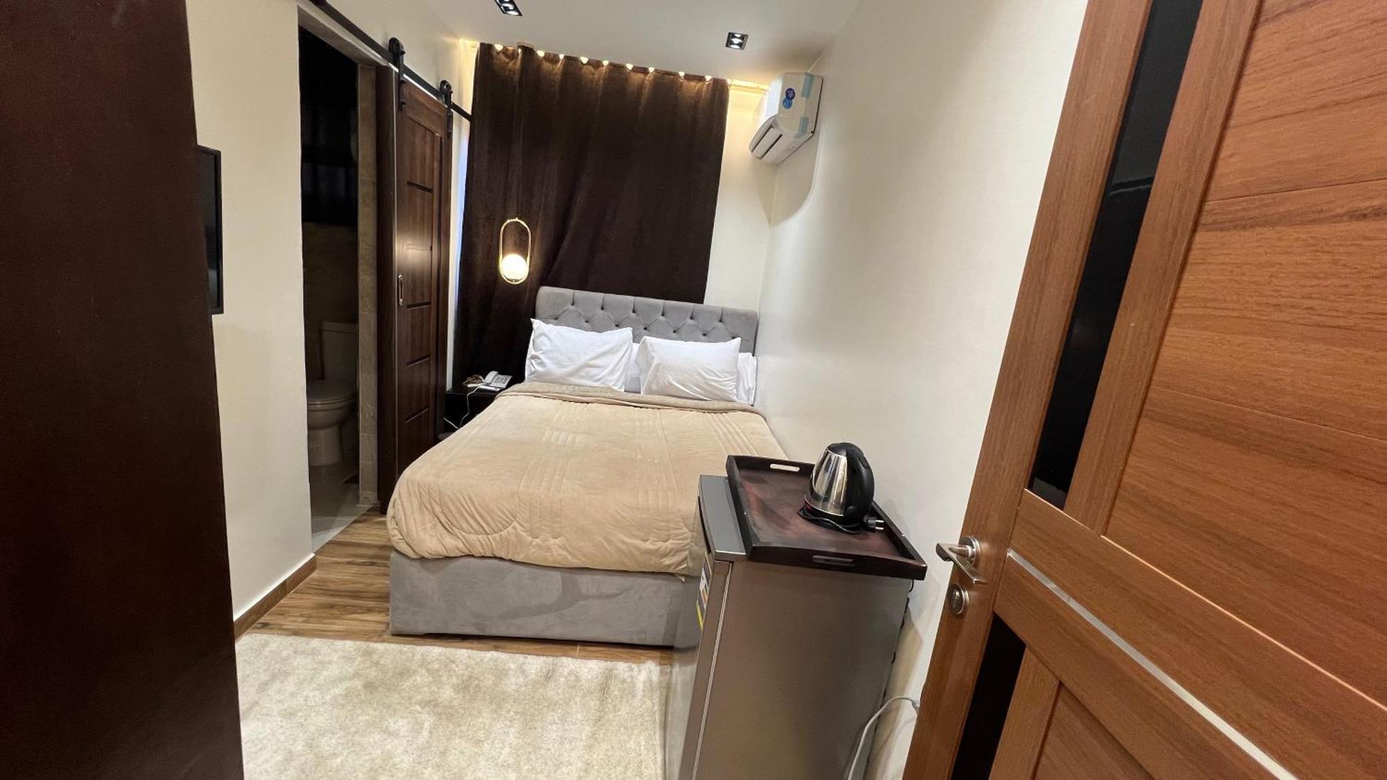 White Pyramids Inn Nazlet el Simman Экстерьер фото