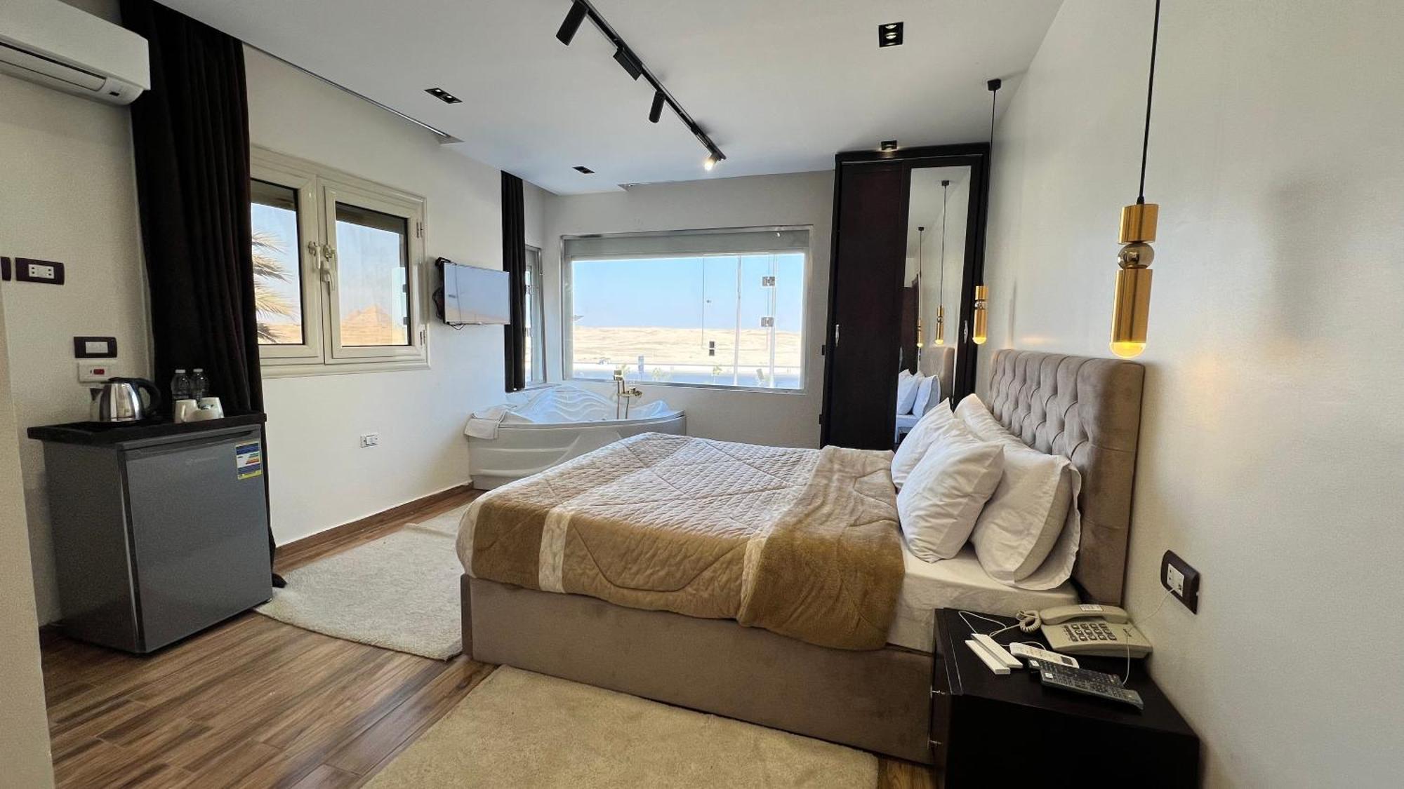 White Pyramids Inn Nazlet el Simman Экстерьер фото