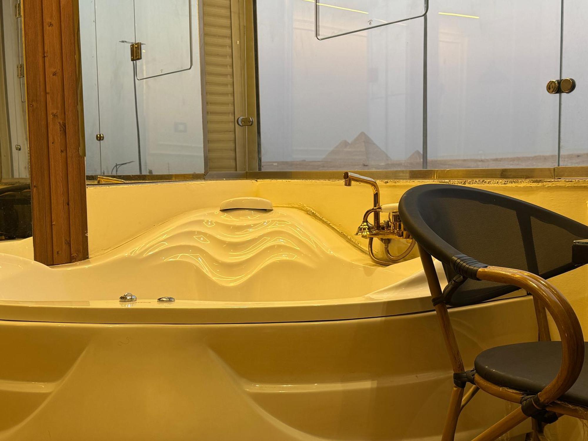 White Pyramids Inn Nazlet el Simman Экстерьер фото